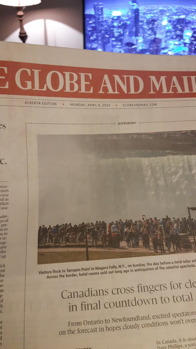 CraigDrebit's tweet image. Much like Gary Hobson, I get tomorrow&apos;s newspaper, today. 😯
#EarlyEdition #KyleChandler