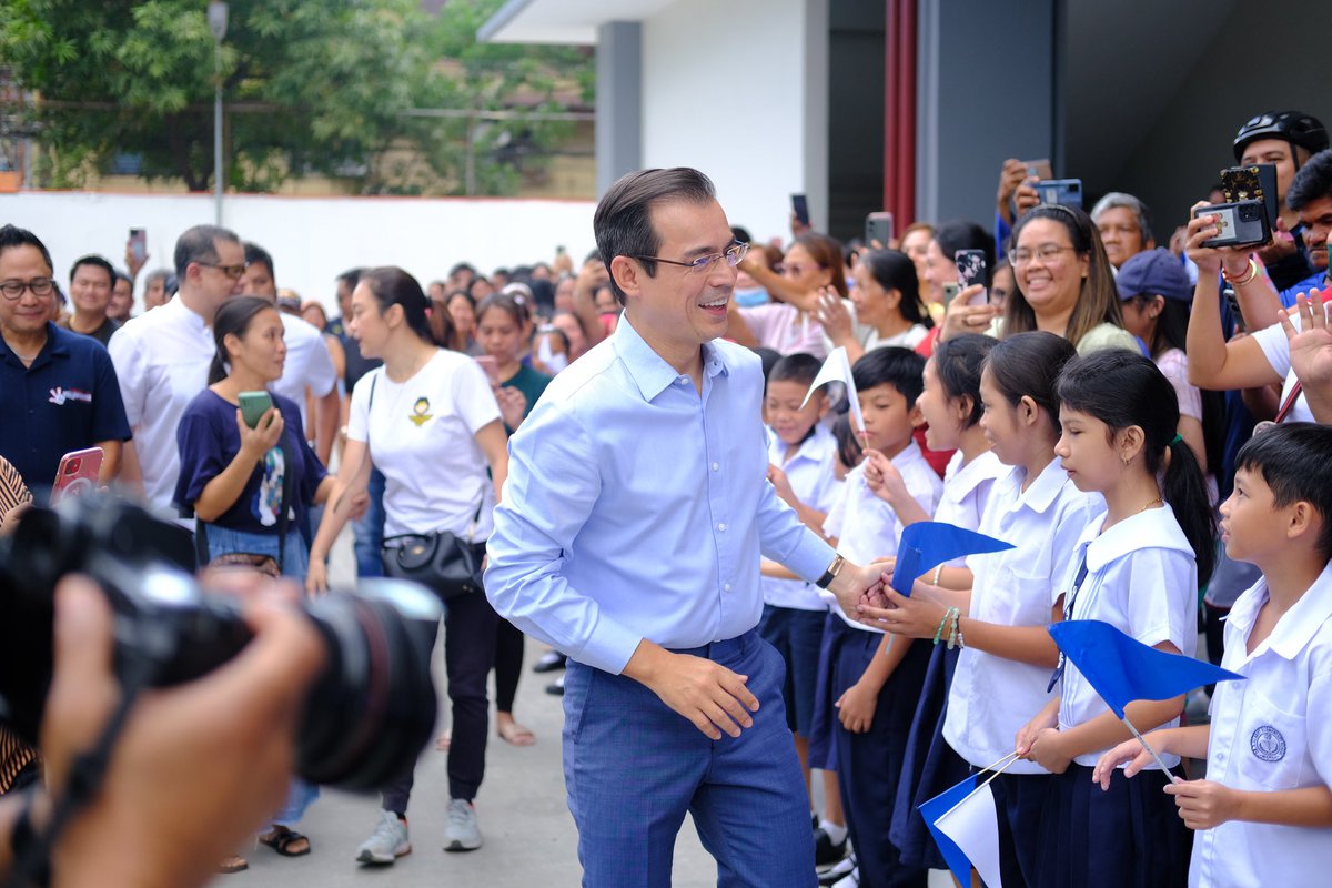 Sparkle GMA Artist Center tweet media