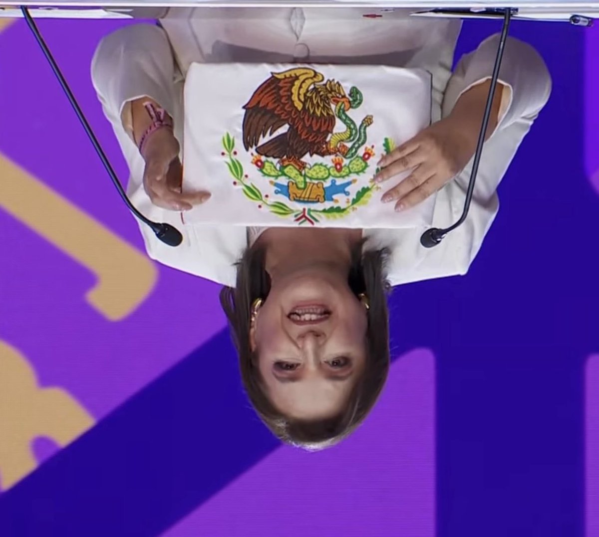 Ahora sí <a href="/XochitlGalvez/">Xóchitl Gálvez Ruiz</a> 

#DebateINE