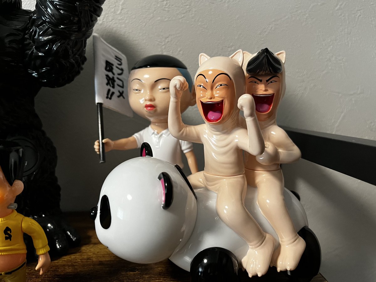 sofubi58's tweet photo. やっと来たー！
ずっと読んでたなぁ
#墓場の画廊
#kaijuone https://t.co/UB8kCvkPl7