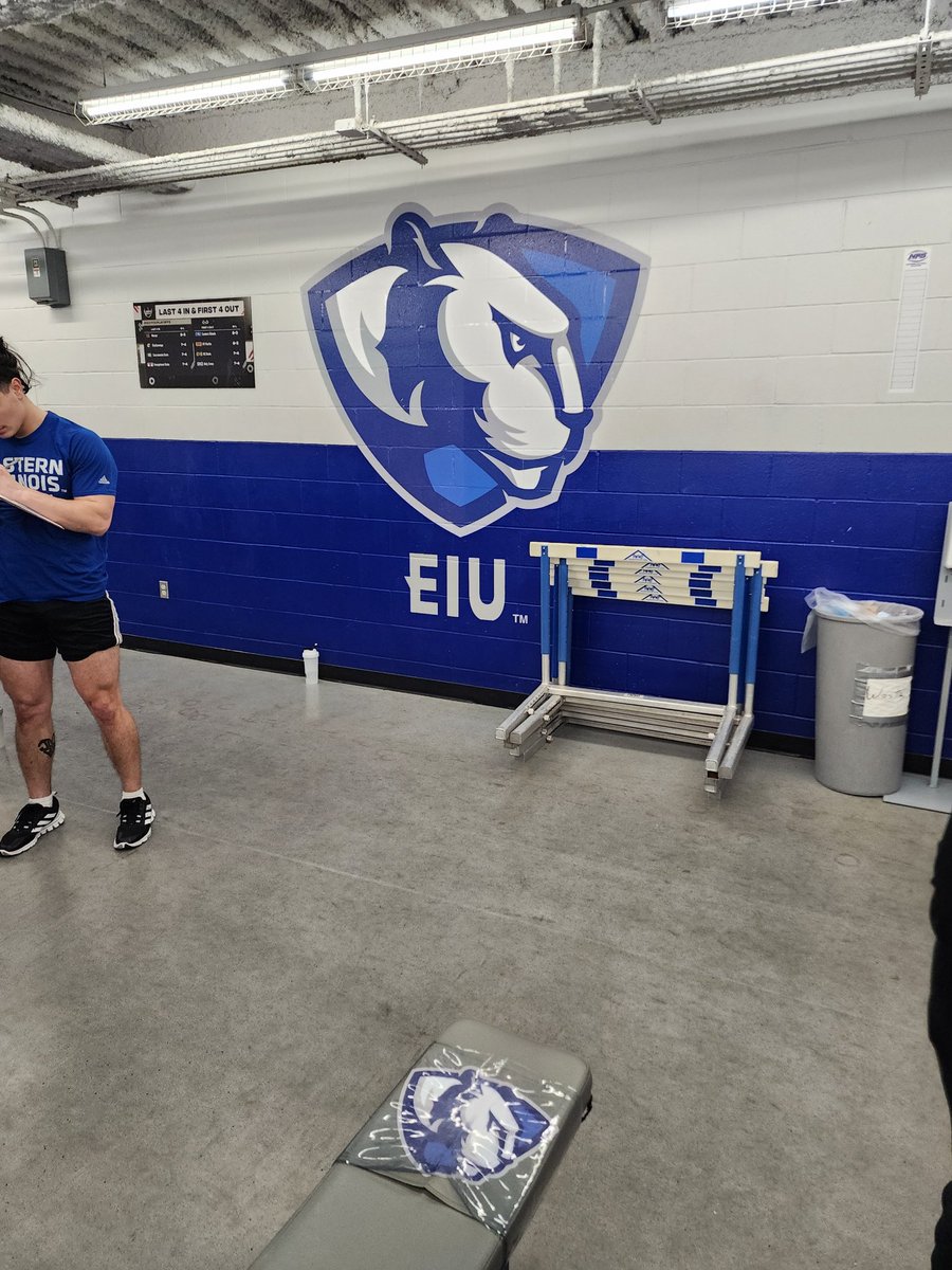 Enjoyed my time at @EIU_Panthers with @FB_Coach_Wilk and @FBCoachTaylor @AllenTrieu @LemmingReport @EDGYTIM @Coach_Levin @CGoffology @WRvsEVERYBODY @Levi_bradley312