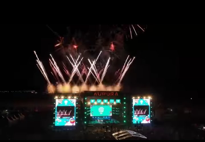 MiaOtoroma's tweet photo. Look at that 70k crowd 🔥

Sa tagal kona sa pampanga never ak ngka interes pumunta sa Aurora Fest, sb19 lng tlga nkpag papunta sakin. Isa to sa diko tlga makakalimutan, super solid experience talaga khit bugbog katawan 🤣, sa sunod mag vip na talaga ako 🤧

#SB19 @SB19Official https://t.co/vPv7oyfwwc