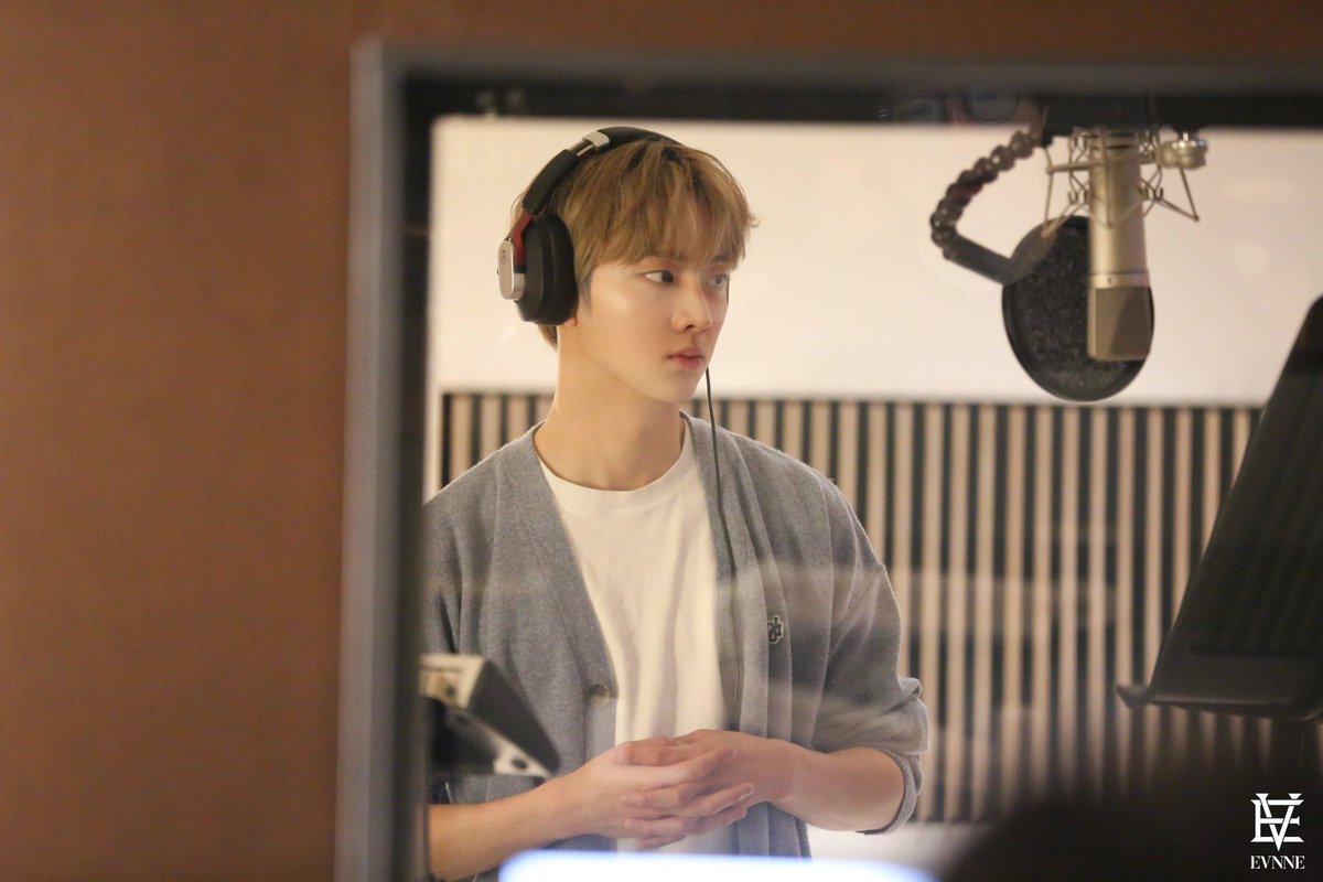 why  is  he  so  pretty