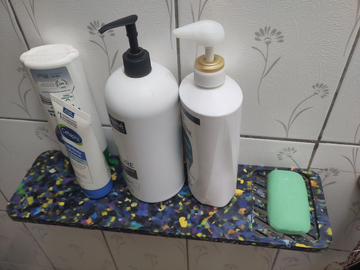 Upgrade your bathroom with our soap and shampoo holder, priced at just 35k. Simple, stylish, and affordable.

Made in Gulu, Uganda from 100% recycled plastic.

We are transforming waste and empowering communities. 

#RecycledPlastic #Stylish #Elegant