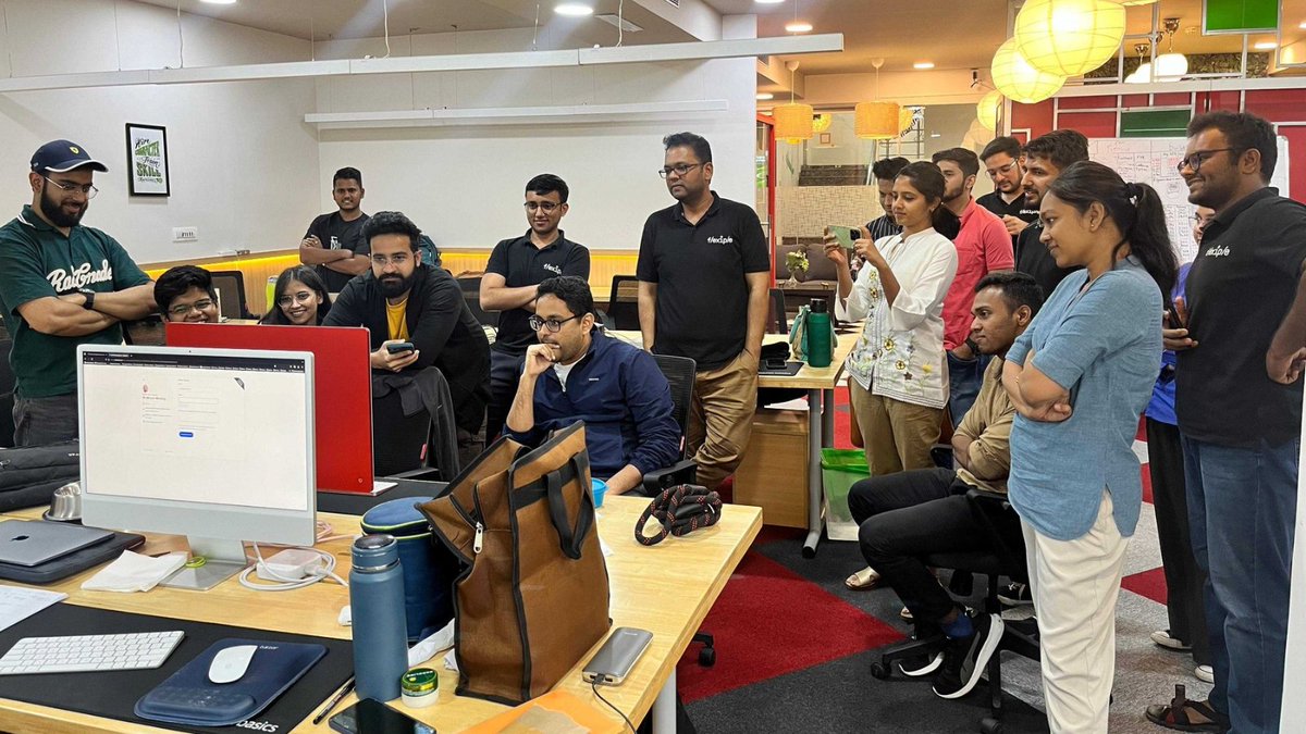 KarthikS2206's tweet image. About 7 years back, my biggest professional goal was to:

- Work on something I love
- With people I enjoy working with

Seems to be going well :)