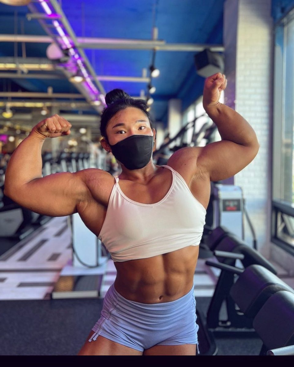 📸 Eun Hee Kang Caption: BIGGER & OVER #EunHeeKang #biceps #gymgirl #ThankYouRoman #TribalChief #fit #WrestleManiaXL #Kentucky #fit #SolarEclipse #cody #RHOP