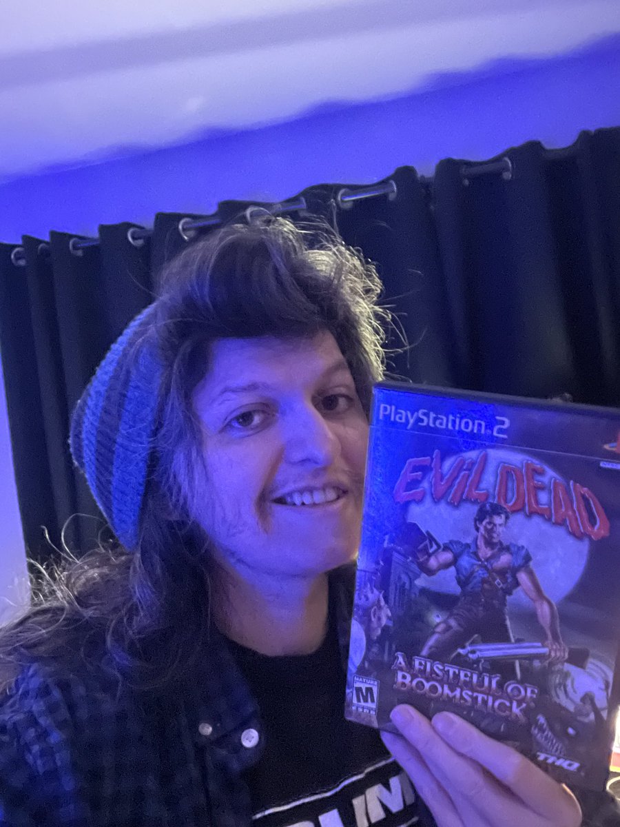 I’m alive yes and tonight I’ll be playing something a bit… groovy Evil Dead a Fistful of Boomstick Starting Now Twitch.tv/Ecdycis