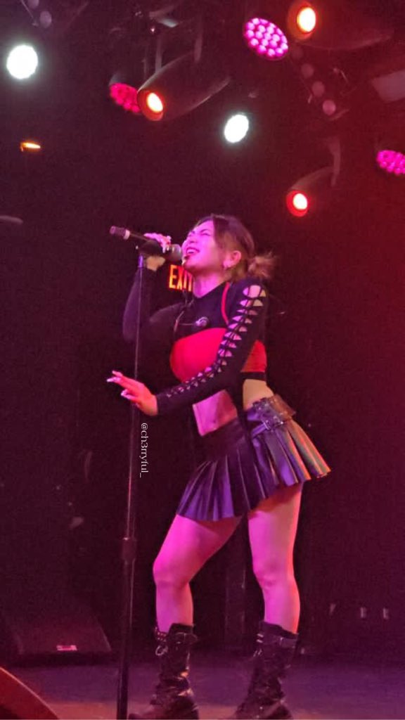 ch3rryful_'s tweet photo. I'll be going through my pics and videos tomorrow but such an incredible night ♥️ as always @AleXa_ZB is such a talented hardworking performer who just shines on stage. I'm so grateful I got to see her again 🤍
#AleXaInLA #sickofyoutour #AleXa #알렉사 https://t.co/2v5KDQSdmE