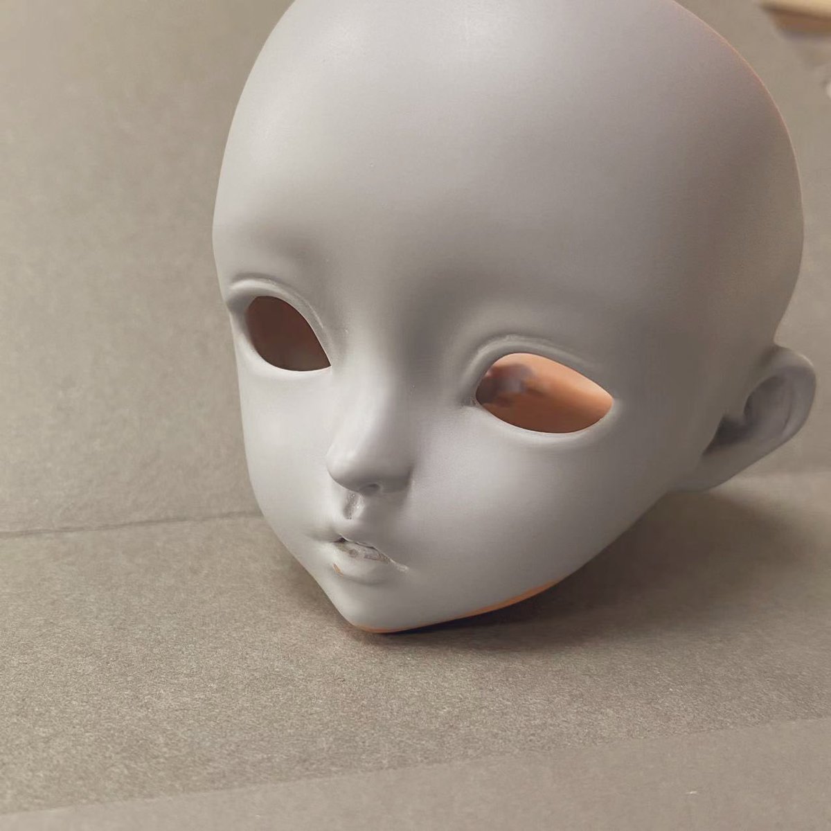 The process of making a new doll head
새로운 헤드 출시 준비중입니다 .
7-8inch

#advillage #dollvillage #bjddoll #dollstagram  #인형스타그램  #인형 #구관 #구체관절 #人形 #球体関節人形 #bjd #balljointeddoll  #ドール