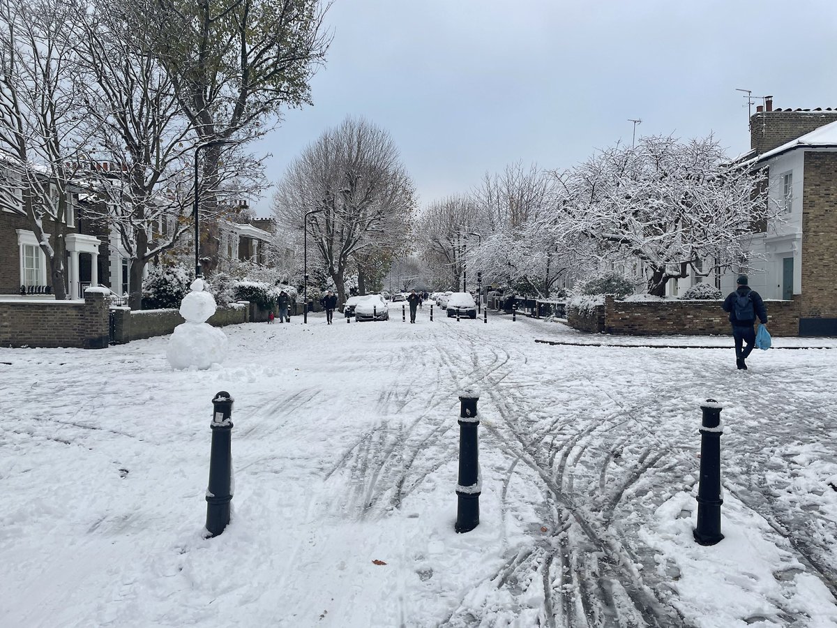 Happy Birthday De Beauvoir. These bollards were installed 50 years ago to the day. #LTNs are not a new concept. May these bollards stay for eternity and all those who pass through them see that one simple change can benefit so many people #hackney Streets are for people