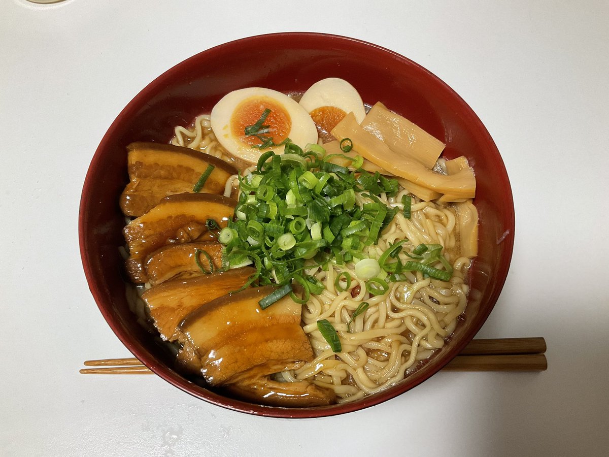 Quick bowl of homemade ramen before rushing back into work again. What would you add?