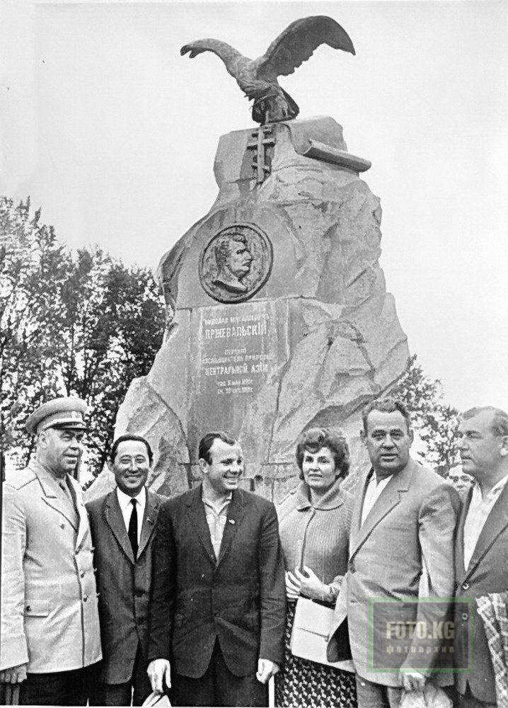 Gagarin at Prjvaslky memorial