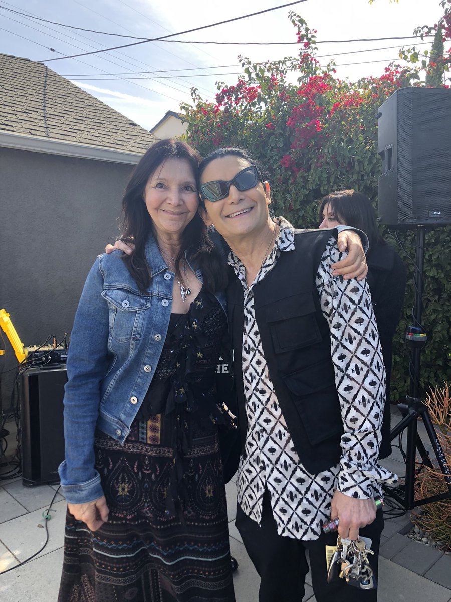 Corey_Feldman tweet picture