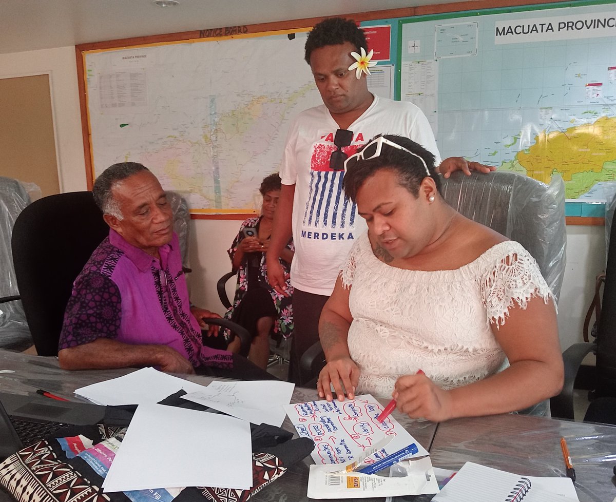 Putting human perspectives in readiness for future climate related shocks & public health emergencies. UNICEF with @MFATNZ's support is working with FCOSS 🇫🇯 to develop digital community feedback mechanism for people to express their needs in preparation for future emergencies.