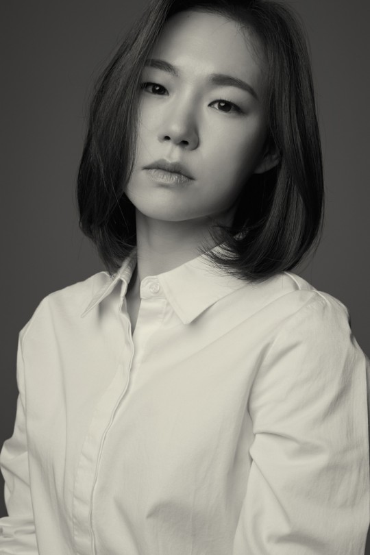 #HanYeRi officially confirmed cast for MBC drama <#SuchACloseTraitor>, she will act as Lee Eo-Jin who is a profiler in #HanSukKyu's crime behavior analysis team.

Broadcast in 2nd half of 2024.

#ChaeWonBin