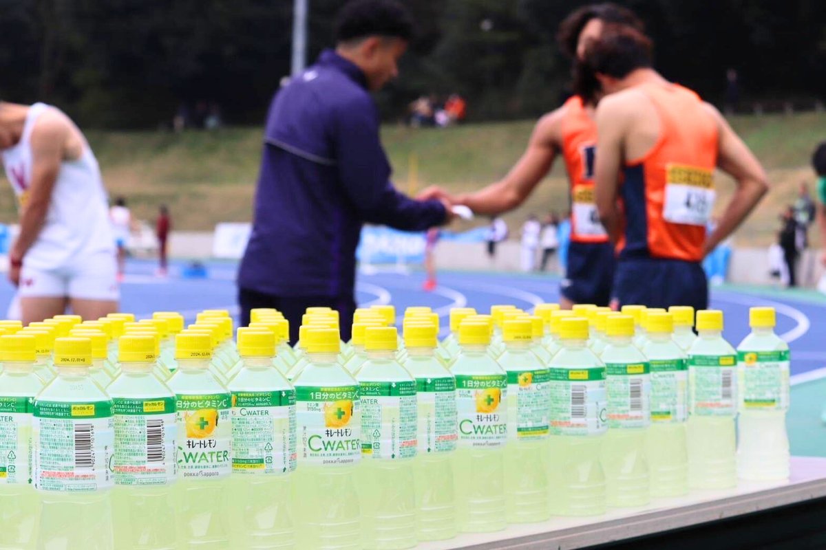 ／ 選手の皆さま、大会運営をサポートされた皆さま おつかレさまでした🍋 ＼ 4月6日に開催された「東京六大学対抗陸上競技大会」に、#キレートレモンCウォーター と　#富士山麓のおいしい天然水 を提供いたしました。 🍋ポッカサッポロは、飲料の提供を通じて学生陸上を応援しています🏃🍋