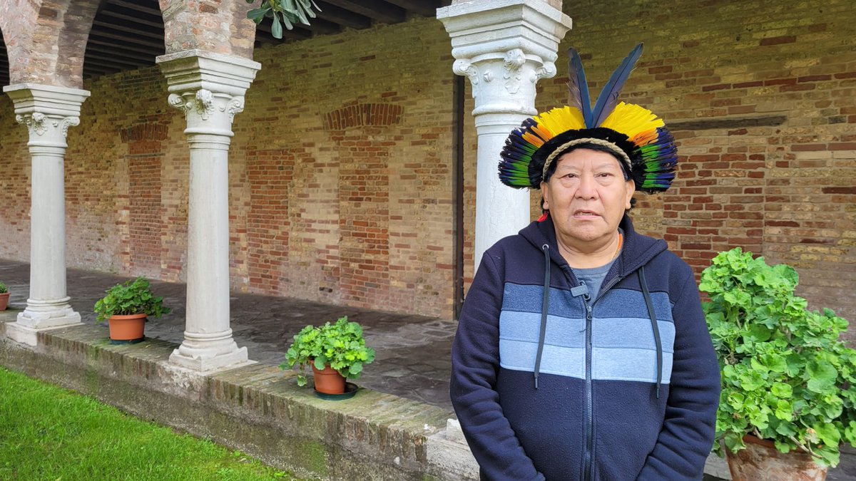 Dall'#Amazzonia a #Venezia la saggezza inascoltata degli indios #Yanomami. La sola guerra sensata è quella alla #crisiambientale. Lo sciamano #DaviKopenawa: noi umani non siamo i padroni della Terra. rainews.it/tgr/veneto/vid…