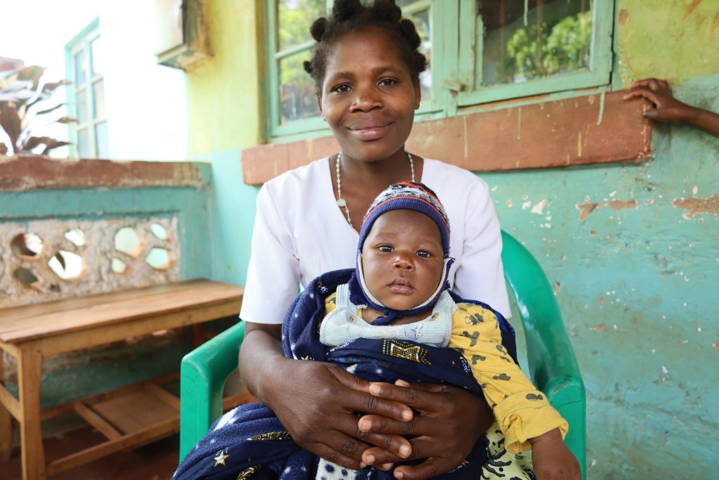 Recognizing #WorldHealthDay2024 (Apr 7) we celebrate the lifesaving work of health workers worldwide & in 🇲🇼. Meet baby Aubrey & the Community Midwifery Assistant who saved his life when he was just 2-weeks-old via: usaidmomentum.org/baby-aubrey-sa… #HealthForAll @USAIDGH @USAIDAfrica