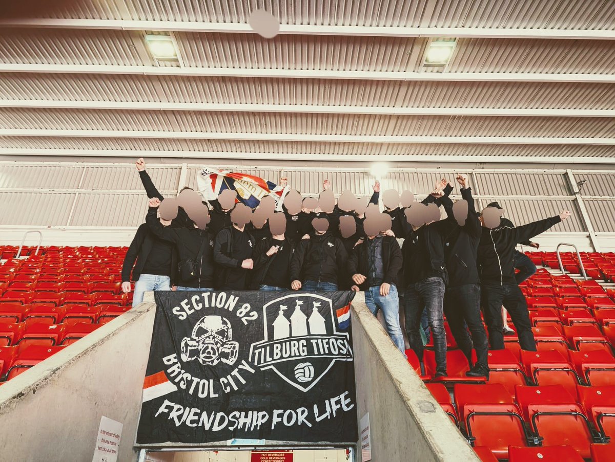 Sunderland (A)

Bristol City 🏴󠁧󠁢󠁥󠁮󠁧󠁿 x 🇳🇱 Willem II

FRIENDSHIP FOR LIFE

See you again soon, mijn maten 👊🏼