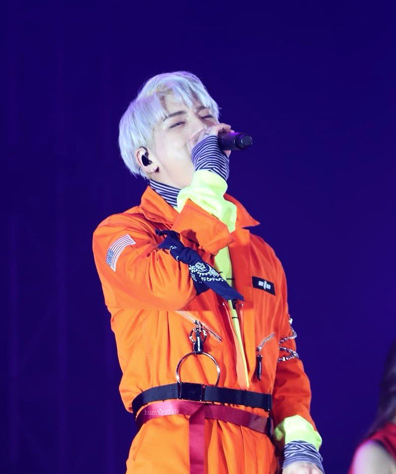 생일 축하해🌸
#종현 #Jonghyun #ジョンヒョン
#종현이의_서른다섯번째_봄 
#HAPPY_JJONG_DAY