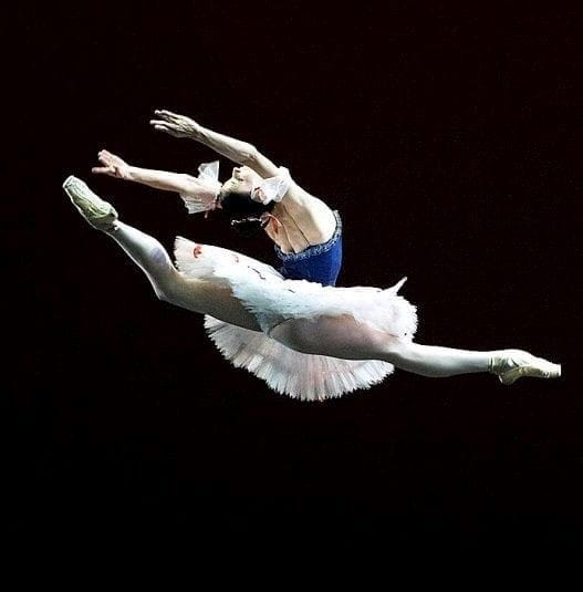 ZorroGibraltar's tweet photo. Natalia Osipova #PrincipalDancer #TheRoyalBallet en #FlamasDeParís (2008). https://t.co/t0ClSWHvFs