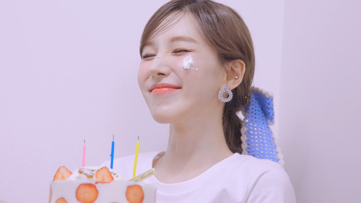 Red Velvet tweet media