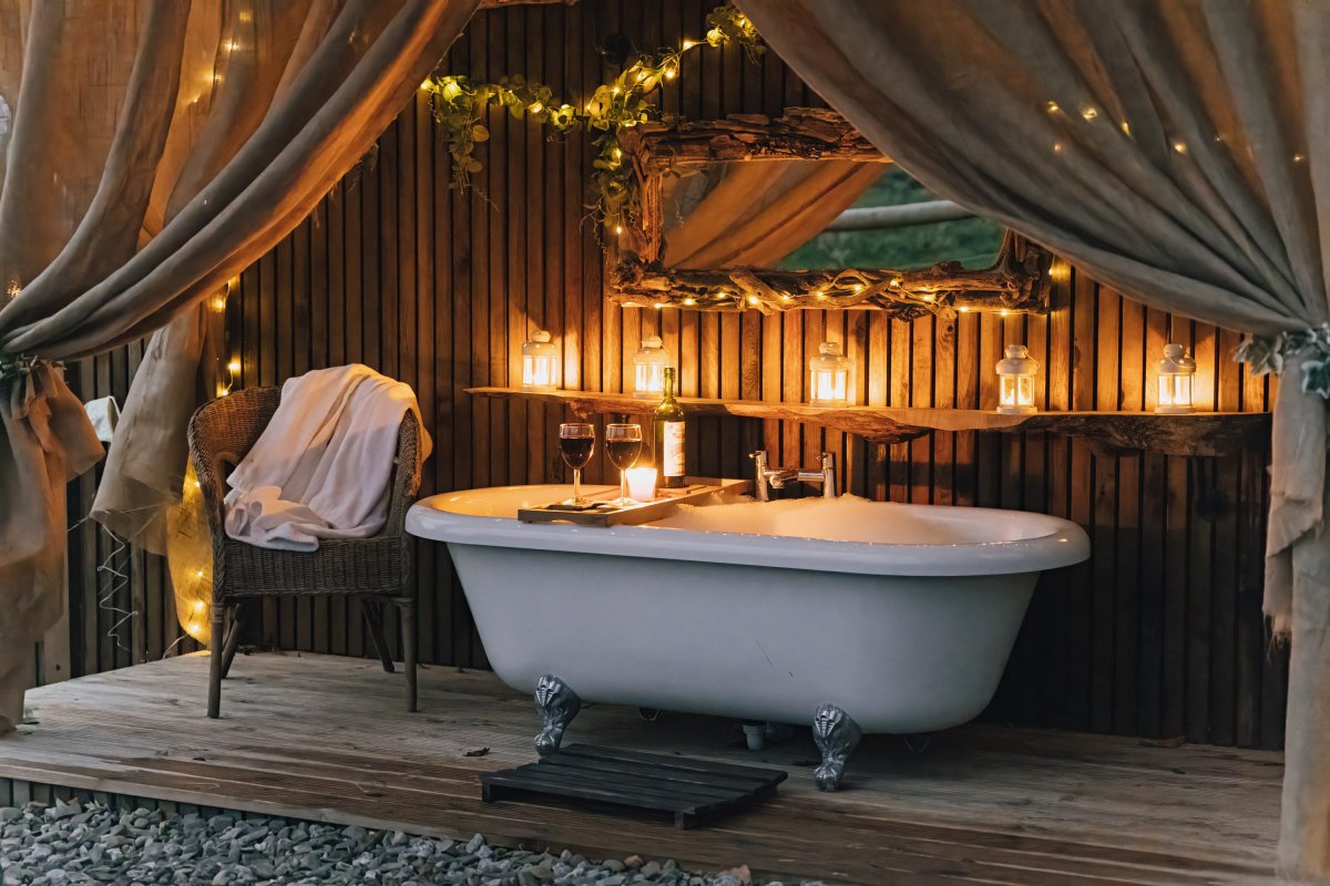 Bromyardtourism's tweet image. This month’s spotlight? The Rookery Woods. 🌲🌟 If you’re in need of a quick spring getaway, this is your spot. Check out our latest blog post for the full scoop.

destinationbromyard.com/news/enjoy-spr… 

#SpringGetaway #RookeryWoods