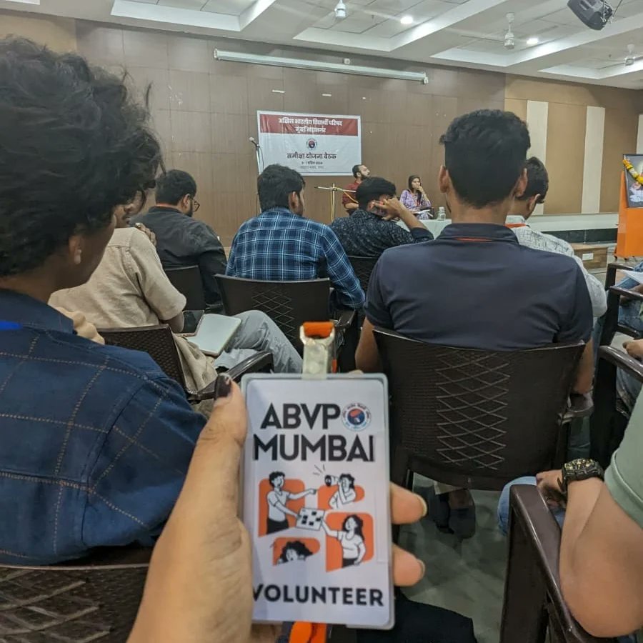 ABVPMumbai tweet picture