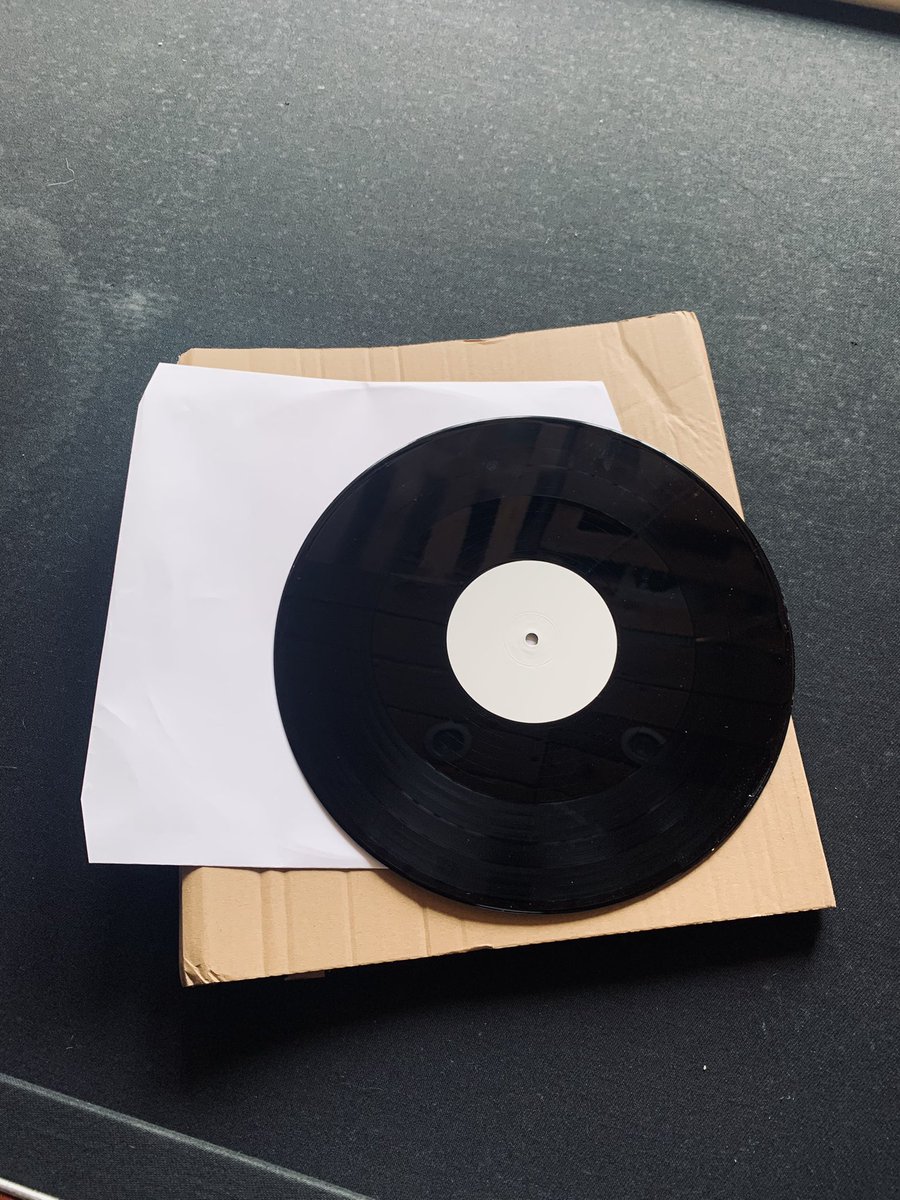 The first ever test press of the first ever candid EP… 

🤩