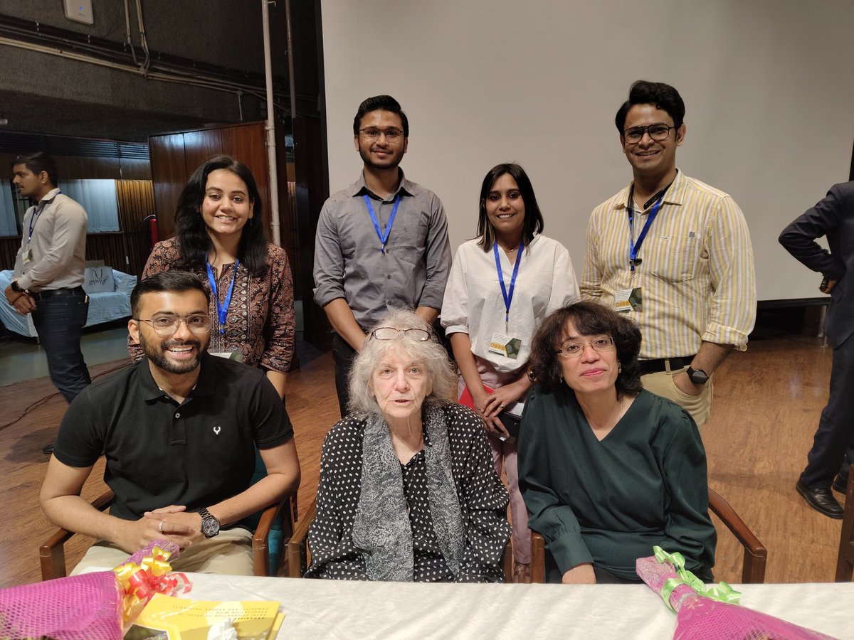 Icosahedral16's tweet image. It was a great pleasure to meet Prof Ada Yonath during her visit to IIT Delhi last week. A partial lab picture (some folks are missing) with Prof Yonath.
#ResearchLab
#IITDELHI
#SATHIiitDelhi
@sathi_iitdelhi 
@iitdelhi 
#StructuralAndMolecularVirologyLaboratory