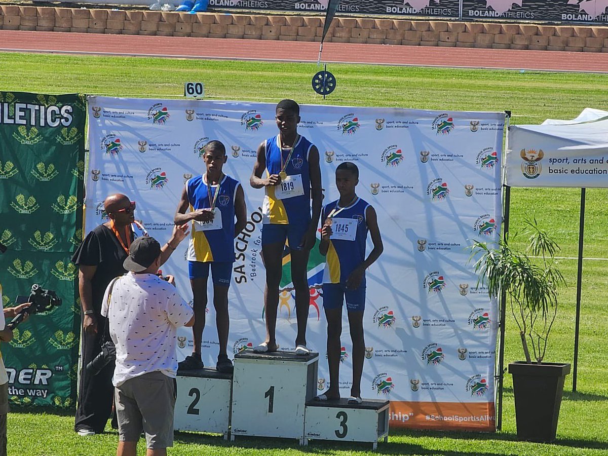 Western Cape athletes once again made us by proud by taking top honours at the Autumn National Schools Athletics championship in Paarl over the weekend! Well done to all the athletes!