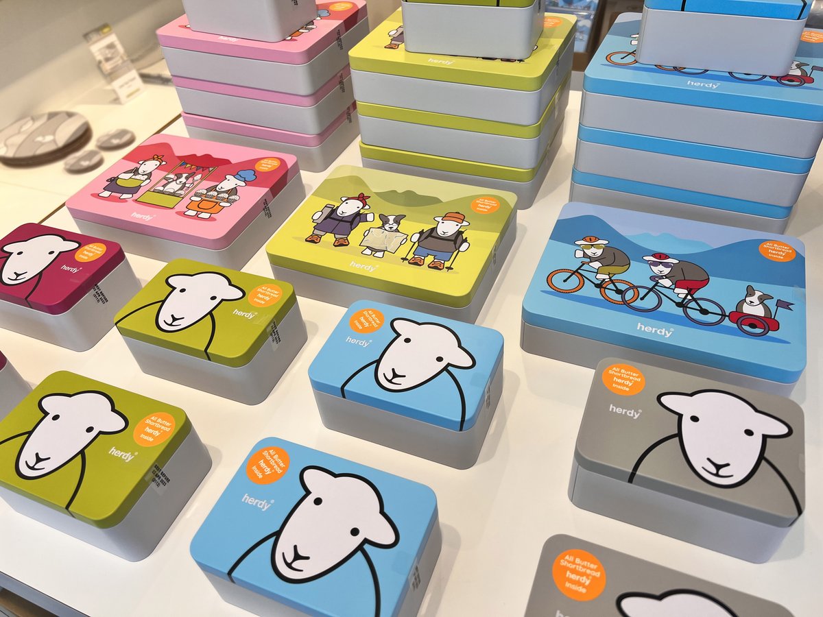 HerdyUK's tweet image. Get your woolly mitts on some tasty treats 😋

Herdy Shortbread is Back In Stock!
herdy.co.uk/shortbread/

Who will ewe share yours with?

#BackInStock #Herdy #Shortbread #Herdwick #ScottishShortbread #ReleaseTheSheep