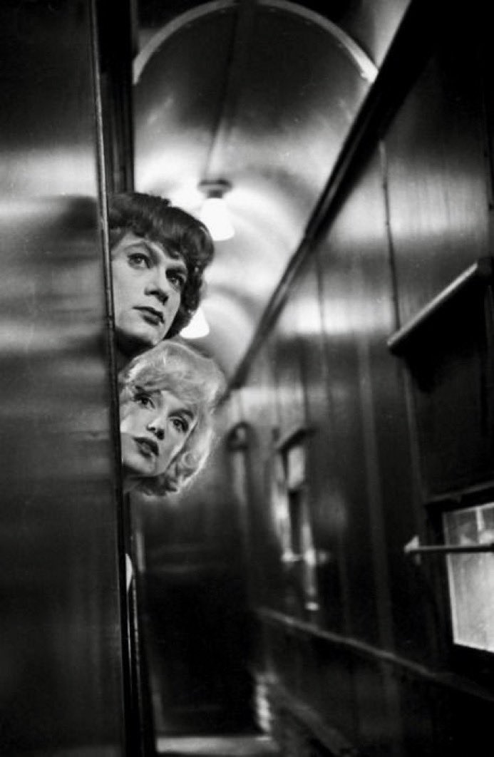 Some Like It Hot (1959) Billy Wilder. Marilyn Monroe, Tony Curtis.