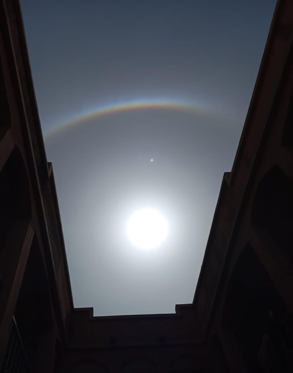 JUST IN: Eclipse of the Sun currently happening in Kano State, Nigeria.🇳🇬 📸: Ahmad EO Abdulbaqi