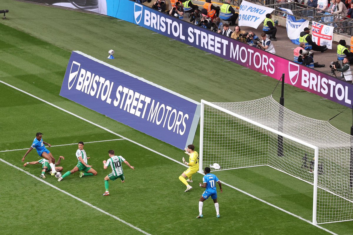 Chrisforino2's tweet photo. A team performance to be proud of yesterday💪🏽 some experience and you chairboys made it that bit more enjoyable 💙 https://t.co/WyvdHPR8nf
