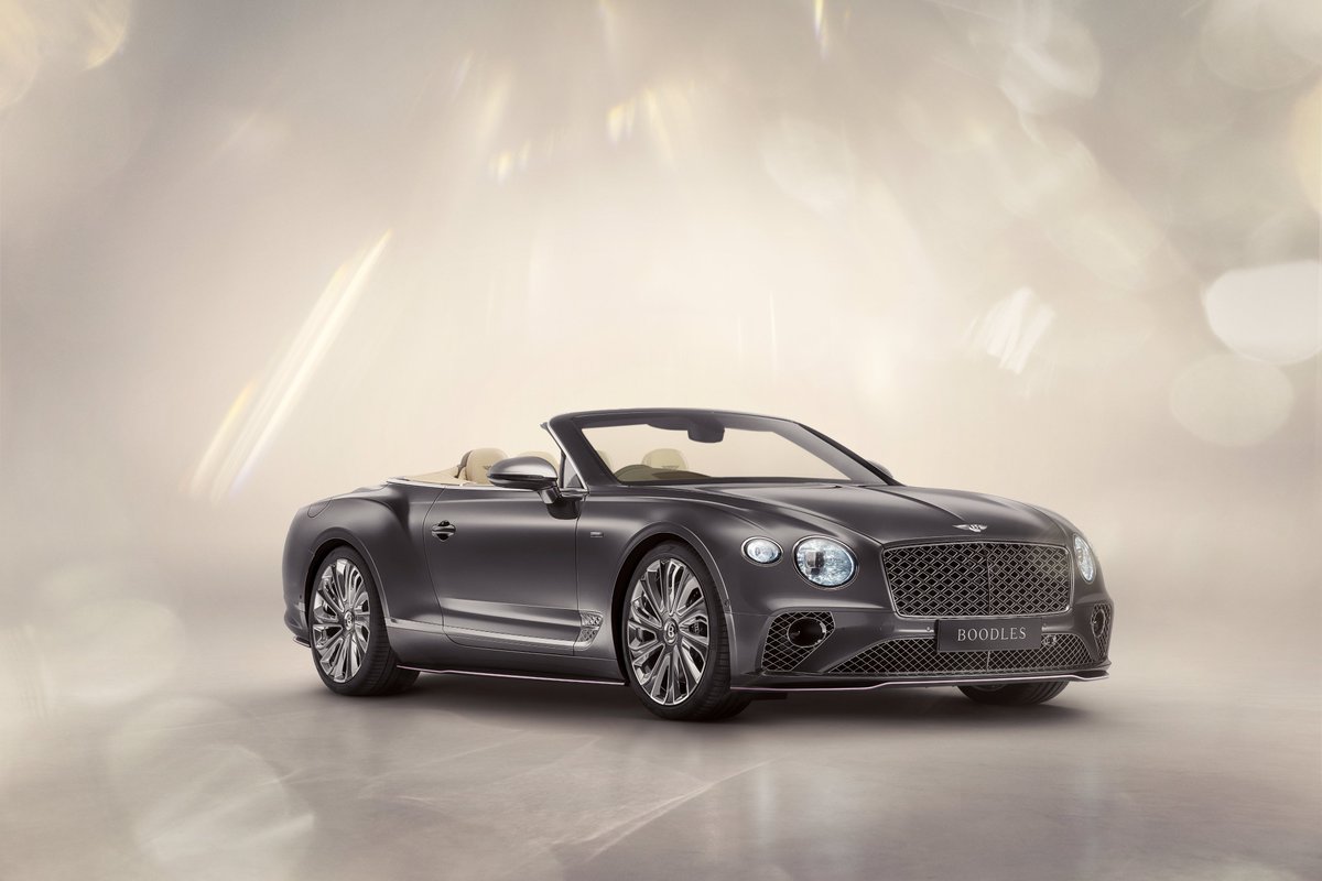 Boodles and #Mulliner have collaborated to create a one-of-one #Bentley #ContinentalGTC. Resulting in a unique showcase of craftsmanship and design, based around a restrained colour spectrum from Anthracite to Linen with @Boodles signature Powder Pink. bentleymedia.com/en/newsitem/15…