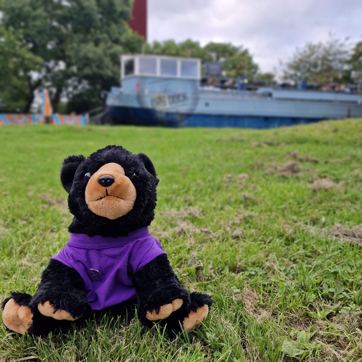 Welcome to Beckett Bear's Alphabet Adventure! 🐻🎨 Follow along with our little bear as he explores hidden gems of Leeds to share with you. Follow us on Instagram & TikTok to keep track of Beckett Bear's Alphabet Adventures! 📸 instagram.com/leedsbeckettof… 🎥 tiktok.com/@leedsbeckettu…