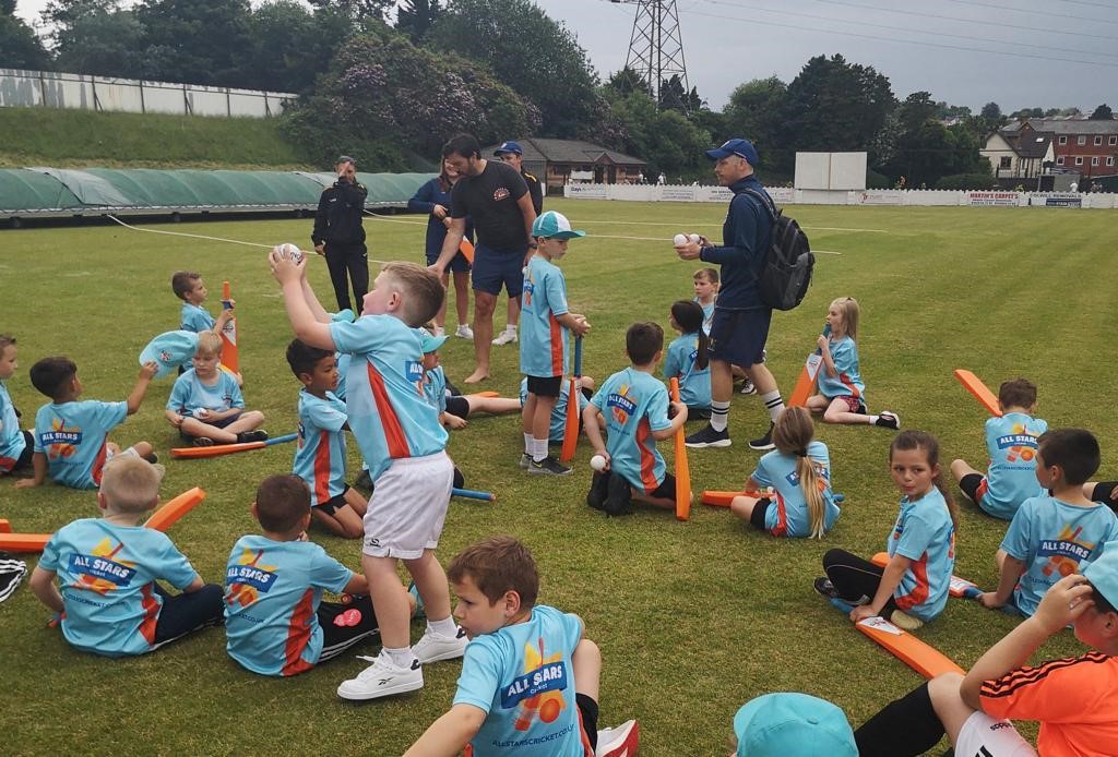 Summer isn't summer without @allstarscricket & @DynamosCricket - share this link in your networks from Wednesday as another summer of fun goes live across 🏴󠁧󠁢󠁷󠁬󠁳󠁿 to the wider public 👇👇cricketwales.org.uk/news/national-…