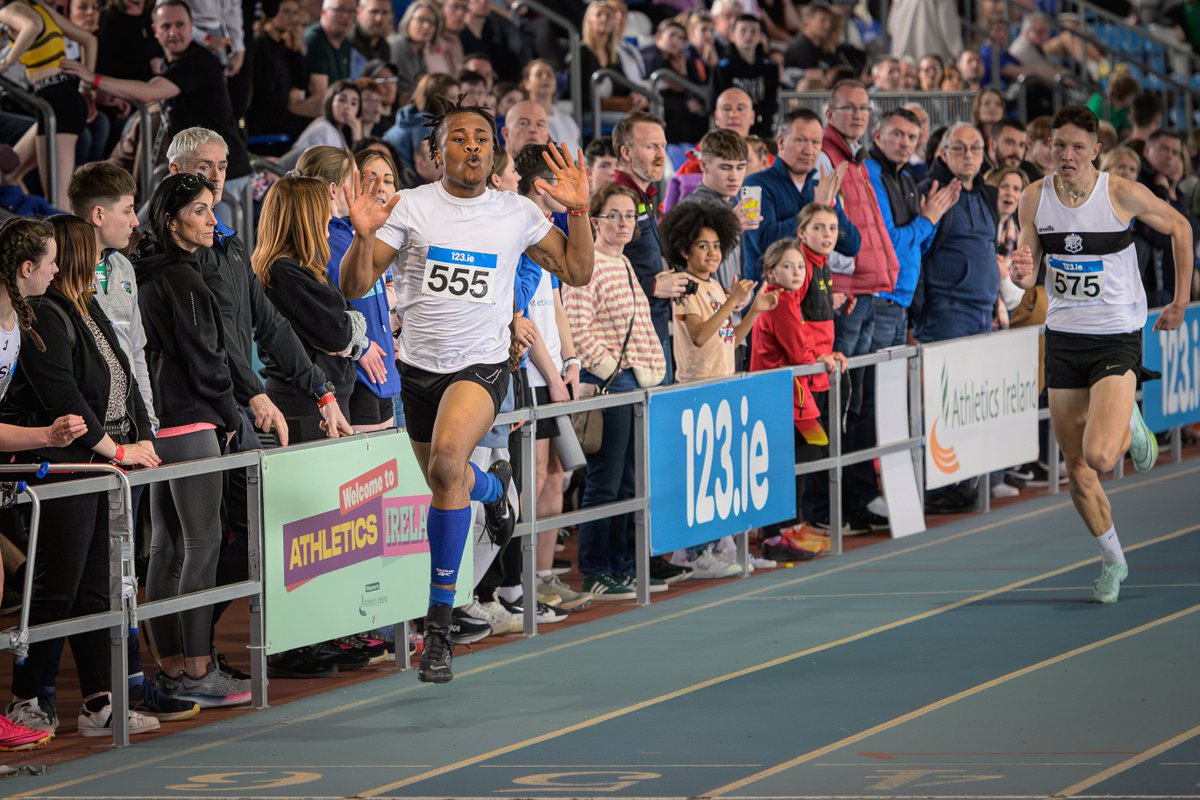 Some incredible performances captured by GMU Photography and Perri Williams at Day 2 & 3 of the 123.ie National Juvenile Indoor Championships 📸 Galleries⤵️ gmuphotography.ie/event-gallerie… facebook.com/p/Perri-Willia… #IrishAthletics