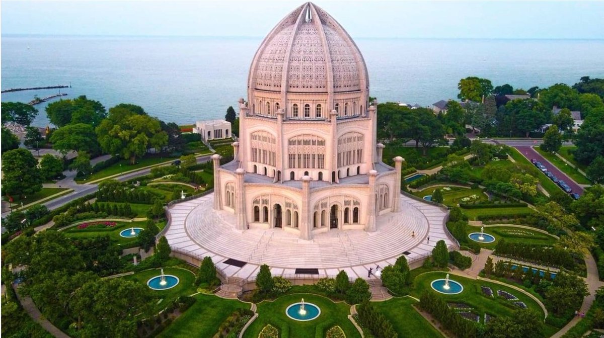 Another awesome #droneshot of the #Bahai #HouseofWorship in #Wilmette near #Chicago #USA by @fern33 #BahaiFaith