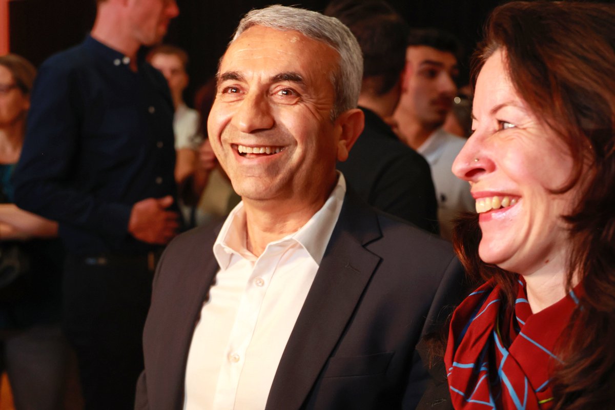 Ich bin überwältigt! Die Basler Stimmbevölkerung hat mich gestern in die Regierung des Kantons Basel-Stadt gewählt.
Ich möchte mich für die unglaublich grosse Unterstützung in den letzten Wochen bedanken. Diese Wahl ist nur durch eure Hilfe gelungen.

📷: František Matouš