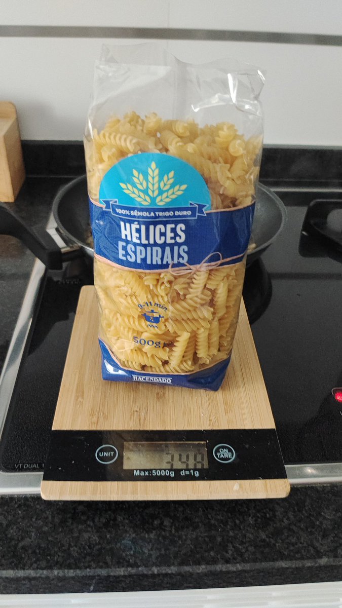 Oye <a href="/Mercadona/">Mercadona</a> una cosa es que en una bolsa sea del producto que sea, venga un peso ligeramente menor de lo que pone y otra es quitarle 150 gramos y reirse de vuestros clientes <a href="/consumidores/">OCU</a>