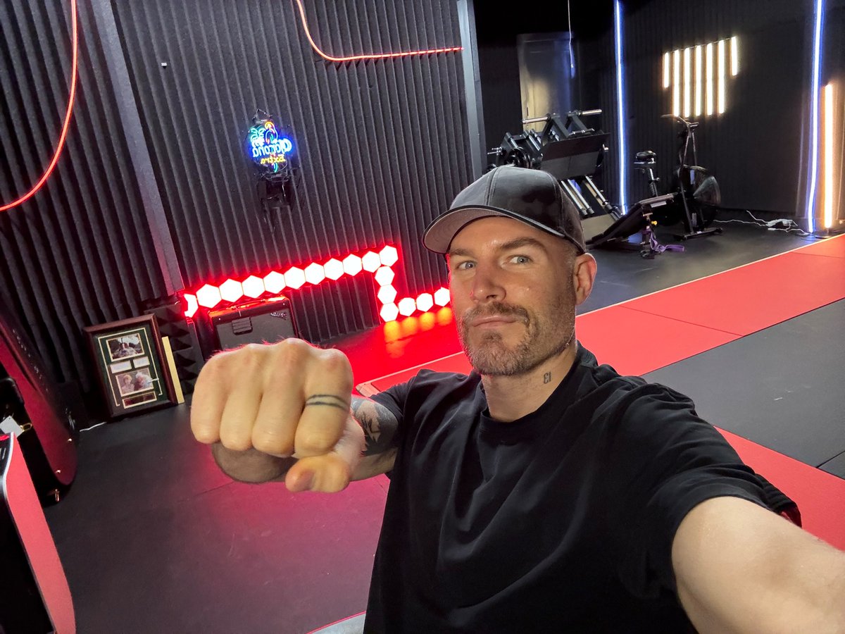 Alex Becker 🍊🏆🥇 tweet media