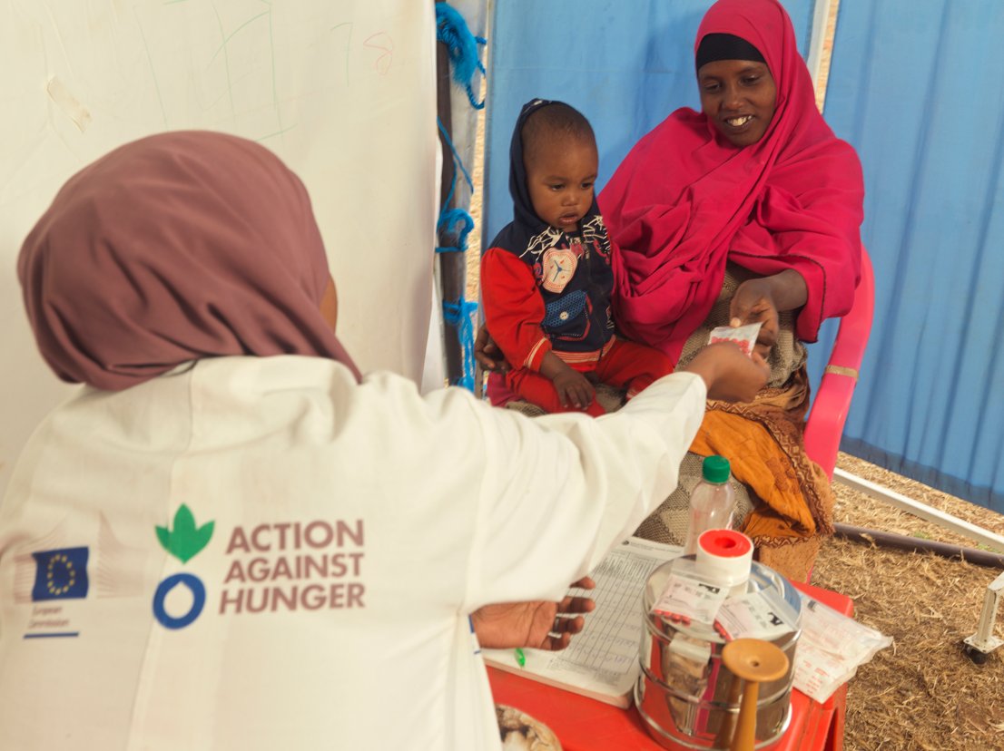 From refugee camps to remote areas in D R Congo and Madagascar; to conflict areas in Somalia and South Sudan, the European Union @eu_echo works with partners to provide & improve access to primary healthcare for vulnerable populations, promoting #HealthForAll #WorldHealthDay2024