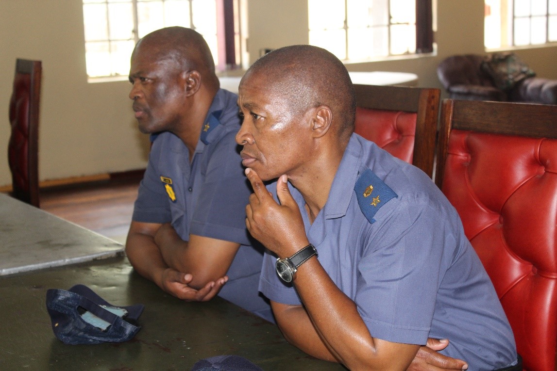 SANDF_ZA's tweet photo. READ || Tactical Joint Operation Center Delegation Operational visits to Sector 2 Limpopo Province Battalion || 2 April 2024.
https://t.co/WK9I0cKux4
#SANDF
#JointOperationDivision
#TacticalJointOperationCente https://t.co/h8gz4f1KFn