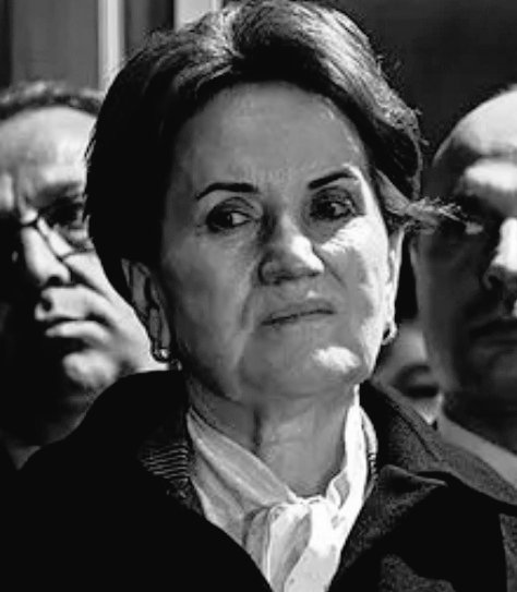 AvAliDvrmAn's tweet photo. #SonDakika
♨️Merkez sağda bir kurtarıcı olarak ortaya çıktın

♨️2023 CB seçimindeki yanlışların Türkiye'ye 5 yıl kaybettirdi

♨️Akp'ye yanaşarak partinin halk nazarındaki desteğini %20'lerden %3'lere düşürdün

 ♨️Meral Akşener sen gidiyorsun ama ben sana hakkımı helal etmiyorum https://t.co/PesgjIwVRg