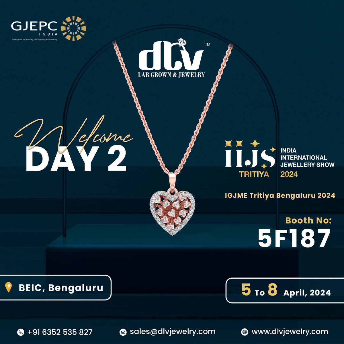 The perfact way to make any outfit look special..😎💗

Diamond 💎
Dlvjewelry 💝
Heart design ❤️
Chain necklace 🔥
_
_

dlvjewelry.com 🛍️
devlabtechventure.com 🎁

#dlvdiamondusa #usajewelry #necklace #specialperson #designerofusa #jewelleryaddict #jewllerydesign