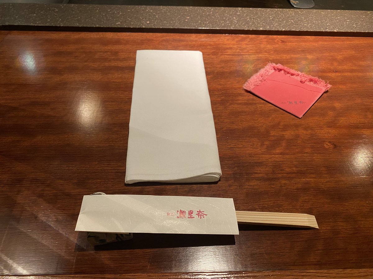 kattenigurume's tweet photo. 【勝手に評価】

横浜瀬里奈ステーキドーム

⭐️　6.0/10

老舗感を感じさせる店内の少しレトロな雰囲気。落ち着きます。
店員さんの対応も丁寧で居心地が良いです。
お食事はどれも安心感のある味付け。
美味。

#勝手に評価横浜瀬里奈ステーキドーム
#横浜瀬里奈ステーキドーム
#鉄板焼き
#ステーキ https://t.co/3veRG4pfNz