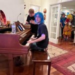 Photo by Weirdo Jace: silly music person 🍄✨ (@weirdojace)
