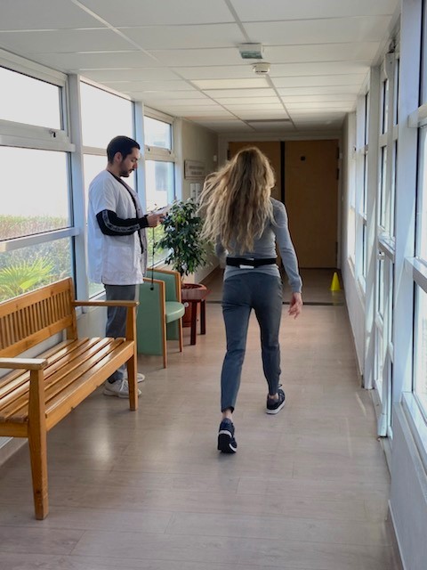 Mobilise_D's tweet photo. 🎉 Montpellier's hip fracture team celebrated their final patient visit on March 28th, marking a significant milestone! Here's a snapshot of their remarkable achievement. #HipFracture #MobiliseD #ClinicalOutcomes #wearables @EFPIA @IHIEurope 🏥 https://t.co/VUhs99GKuA